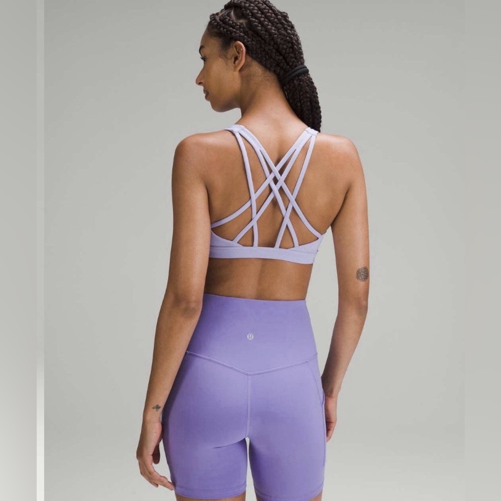 Lululemon Lavender Sports Bra sz 4